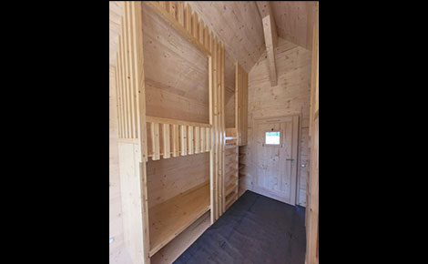 Cabane ossature bois pilotis en nature moins 20m2