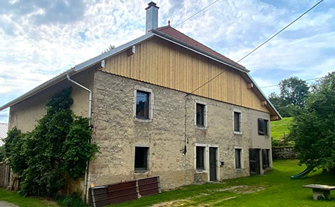 Eemplacement de charpente sur ferme comtoise type Pastorale