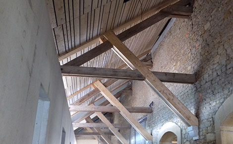 Relevé de point au théodolite et solution de sur-charpente