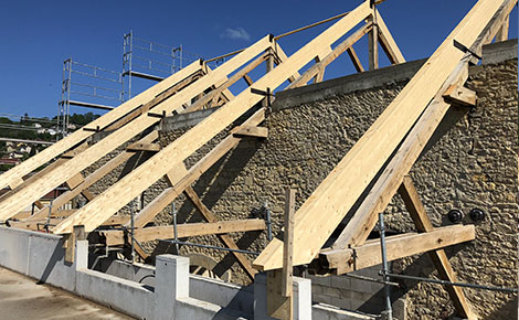 Relevé de point au théodolite et solution de sur-charpente